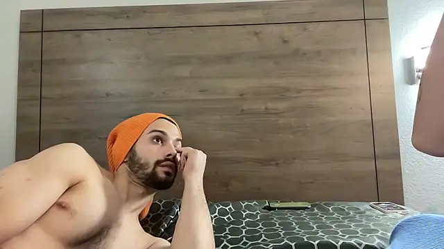 Snapshot of bestorbetter chatting on 01/20/25, 01:11 bestorbetter online show from 01/20/25, 01:11