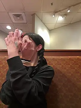 Snapshot of bestorbetter chatting on 01/27/25, 09:55 bestorbetter online show from 01/27/25, 09:55