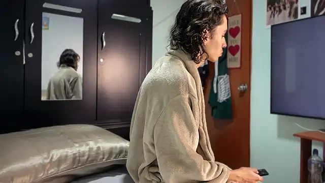 Snapshot of imcoltonalvin chatting on 09/12/25, 09:15 imcoltonalvin online show from 09/12/25, 09:15