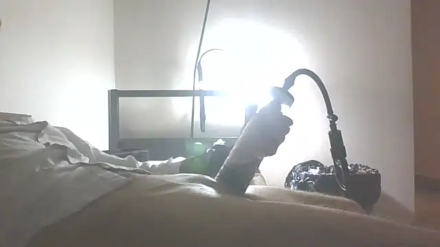 Snapshot of RoosterWabbit chatting on 09/27/25, 11:54 RoosterWabbit online show from 09/27/25, 11:54