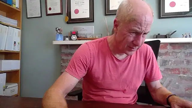 Snapshot of jiggy77777 chatting on 12/11/24, 04:49 jiggy77777 online show from 12/11/24, 04:49