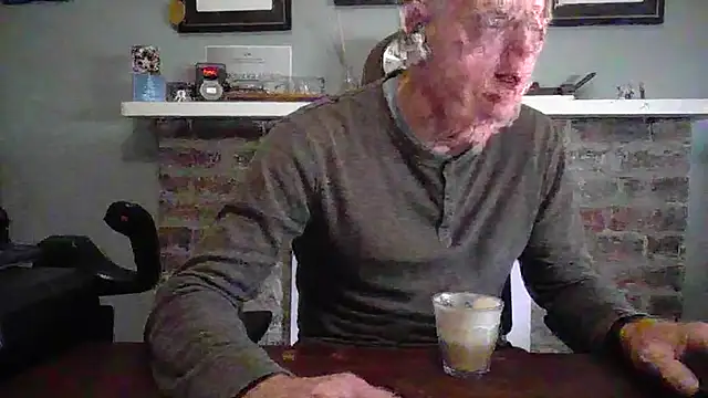 Snapshot of jiggy77777 chatting on 01/01/25, 10:13 jiggy77777 online show from 01/01/25, 10:13