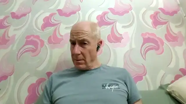 jiggy77777 online show from 02/04/26, 05:57