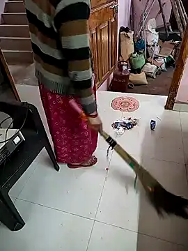 Snapshot of COUPLLE_VILLAGE chatting on 01/13/25, 03:45 COUPLLE VILLAGE online show from 01/13/25, 03:45