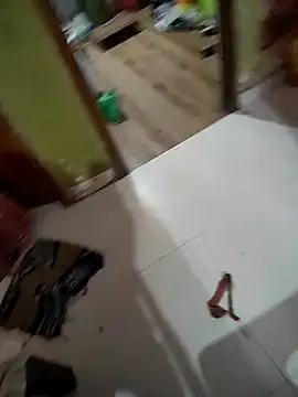 Snapshot of COUPLLE_VILLAGE chatting on 01/16/25, 11:04 COUPLLE VILLAGE online show from 01/16/25, 11:04