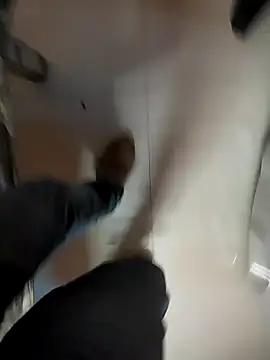 Snapshot of COUPLLE_VILLAGE chatting on 01/27/25, 03:47 COUPLLE VILLAGE online show from 01/27/25, 03:47