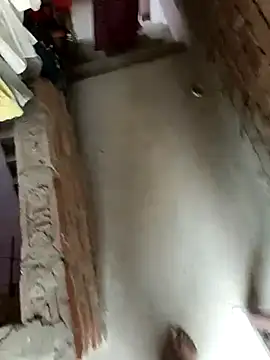 Snapshot of COUPLLE_VILLAGE chatting on 02/10/25, 06:53 COUPLLE VILLAGE online show from 02/10/25, 06:53