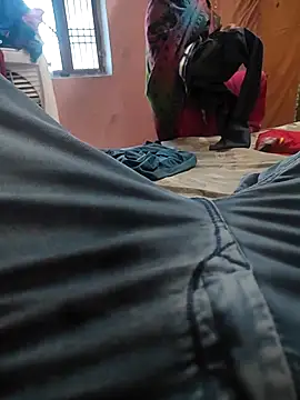 Snapshot of COUPLLE_VILLAGE chatting on 03/05/25, 03:40 COUPLLE VILLAGE online show from 03/05/25, 03:40