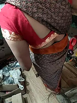 Snapshot of COUPLLE_VILLAGE chatting on 03/11/25, 03:37 COUPLLE VILLAGE online show from 03/11/25, 03:37