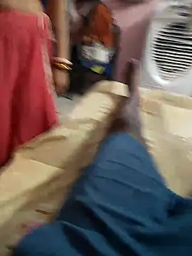 Snapshot of COUPLLE_VILLAGE chatting on 10/16/25, 02:23 COUPLLE VILLAGE online show from 10/16/25, 02:23