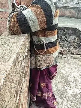 Snapshot of COUPLLE_VILLAGE chatting on 11/21/25, 02:54 COUPLLE VILLAGE online show from 11/21/25, 02:54