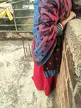 Snapshot of COUPLLE_VILLAGE chatting on 11/22/25, 03:27 COUPLLE VILLAGE online show from 11/22/25, 03:27