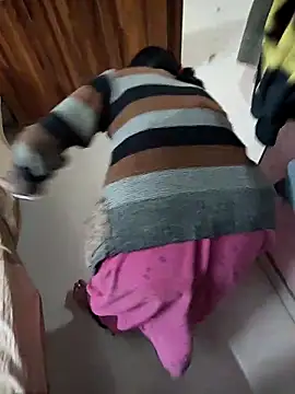 Snapshot of COUPLLE_VILLAGE chatting on 11/26/25, 02:56 COUPLLE VILLAGE online show from 11/26/25, 02:56