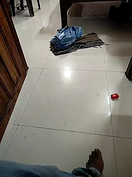 Snapshot of COUPLLE_VILLAGE chatting on 12/04/25, 02:54 COUPLLE VILLAGE online show from 12/04/25, 02:54