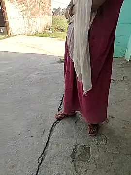 COUPLLE VILLAGE online show from 04/11/26, 02:49