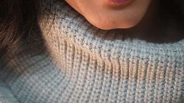 -AyeshaSinghania- online show from 12/17/25, 05:19