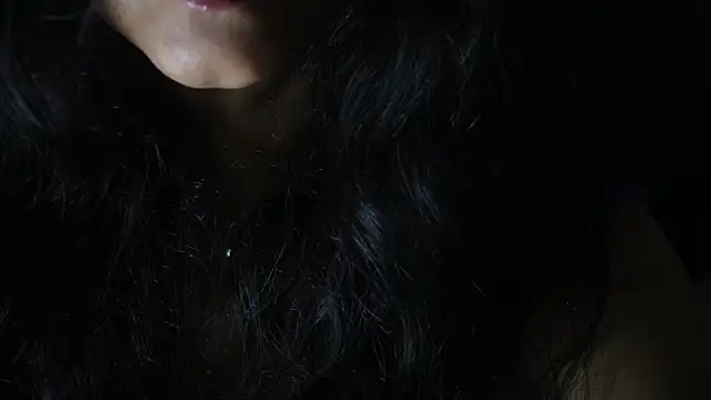Snapshot of -AyeshaSinghania- chatting on 05/06/26, 04:56 -AyeshaSinghania- online show from 05/06/26, 04:56