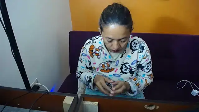 Snapshot of daleska_ayala_1 chatting on 12/24/24, 12:22 daleska ayala 1 online show from 12/24/24, 12:22