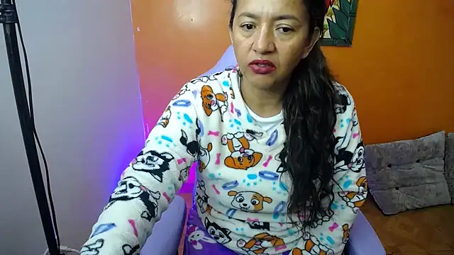 Snapshot of daleska_ayala_1 chatting on 01/04/25, 05:16 daleska ayala 1 online show from 01/04/25, 05:16