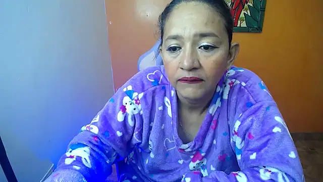 Snapshot of daleska_ayala_1 chatting on 01/14/25, 09:35 daleska ayala 1 online show from 01/14/25, 09:35