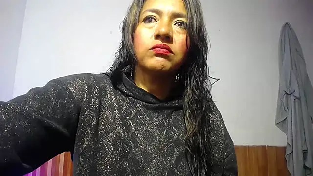 Snapshot of daleska_ayala_1 chatting on 02/23/25, 09:59 daleska ayala 1 online show from 02/23/25, 09:59