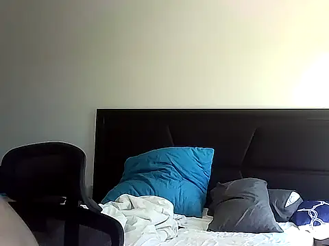 Snapshot of Yardie_bone chatting on 03/09/26, 09:46 Yardie bone online show from 03/09/26, 09:46