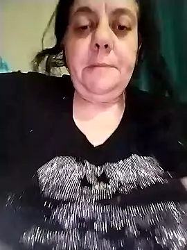 Snapshot of BustyBabyOfficial chatting on 01/08/25, 01:32 BustyBabyOfficial online show from 01/08/25, 01:32