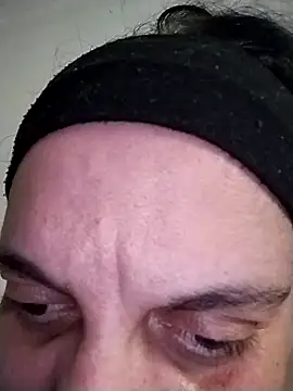 Snapshot of BustyBabyOfficial chatting on 02/18/25, 02:27 BustyBabyOfficial online show from 02/18/25, 02:27