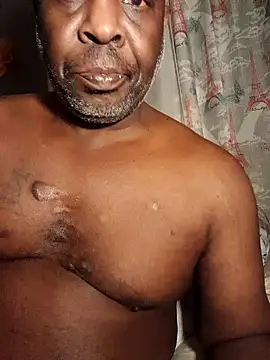 Snapshot of macnificent1fr chatting on 01/11/25, 07:06 macnificent1fr online show from 01/11/25, 07:06