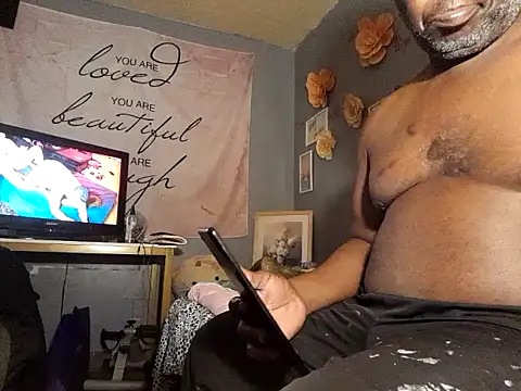 Snapshot of macnificent1fr chatting on 02/15/25, 05:51 macnificent1fr online show from 02/15/25, 05:51