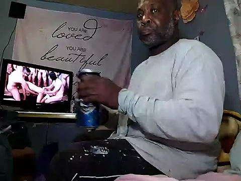 Snapshot of macnificent1fr chatting on 02/16/25, 02:31 macnificent1fr online show from 02/16/25, 02:31