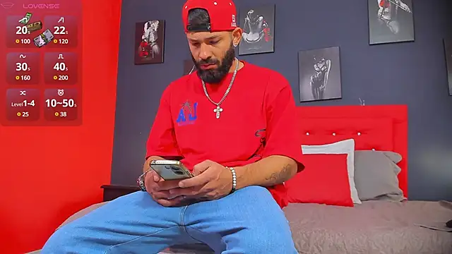 Snapshot of Thiagogomez chatting on 12/10/24, 12:16 Thiagogomez online show from 12/10/24, 12:16