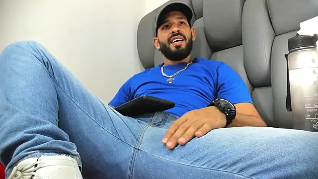 Thiagogomez online show from 03/24/26, 07:08