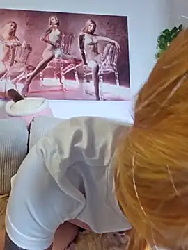 LessiaMia online show from 04/16/26, 01:45