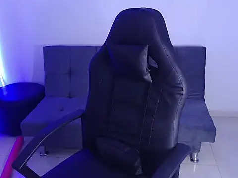 hot king20 online show from 12/21/25, 10:06