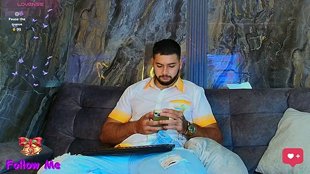 Snapshot of Andrew_Brown chatting on 12/15/24, 05:10 Andrew Brown online show from 12/15/24, 05:10