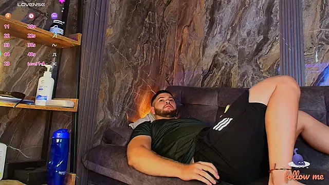 Snapshot of Andrew_Brown chatting on 01/17/25, 06:12 Andrew Brown online show from 01/17/25, 06:12