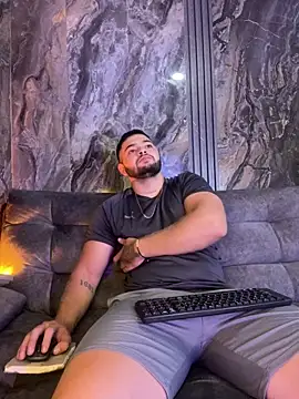 Snapshot of Andrew_Brown chatting on 01/22/25, 02:46 Andrew Brown online show from 01/22/25, 02:46