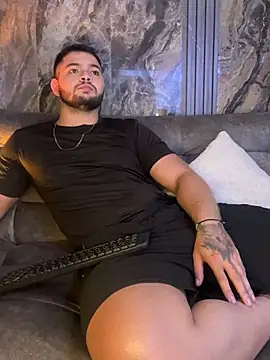 Snapshot of Andrew_Brown chatting on 01/23/25, 05:42 Andrew Brown online show from 01/23/25, 05:42