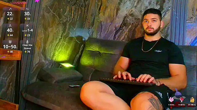 Snapshot of Andrew_Brown chatting on 02/05/25, 02:48 Andrew Brown online show from 02/05/25, 02:48