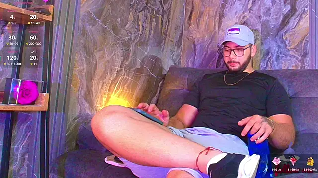 Snapshot of Andrew_Brown chatting on 02/17/25, 05:32 Andrew Brown online show from 02/17/25, 05:32