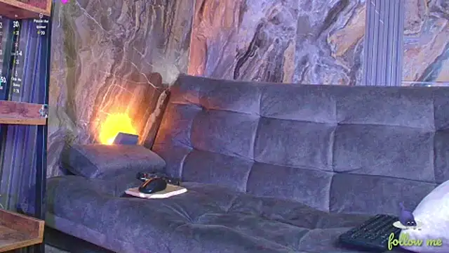 Snapshot of Andrew_Brown chatting on 03/03/25, 02:26 Andrew Brown online show from 03/03/25, 02:26