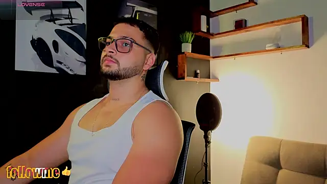 Snapshot of Andrew_Brown chatting on 09/09/25, 04:50 Andrew Brown online show from 09/09/25, 04:50