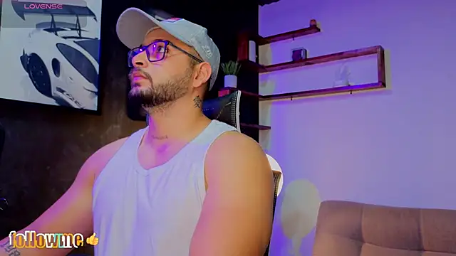 Snapshot of Andrew_Brown chatting on 09/16/25, 03:24 Andrew Brown online show from 09/16/25, 03:24