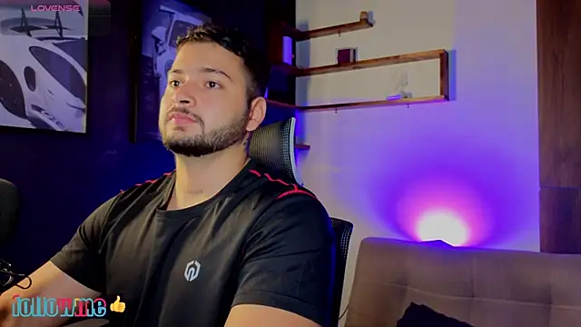 Snapshot of Andrew_Brown chatting on 09/29/25, 01:49 Andrew Brown online show from 09/29/25, 01:49