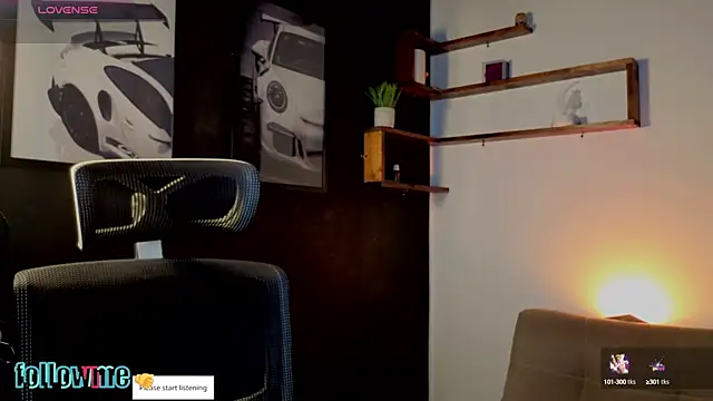 Snapshot of Andrew_Brown chatting on 10/03/25, 11:40 Andrew Brown online show from 10/03/25, 11:40