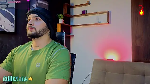 Snapshot of Andrew_Brown chatting on 11/11/25, 04:40 Andrew Brown online show from 11/11/25, 04:40