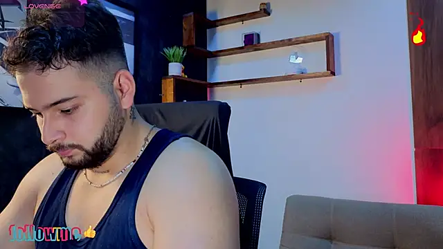 Snapshot of Andrew_Brown chatting on 11/17/25, 07:19 Andrew Brown online show from 11/17/25, 07:19