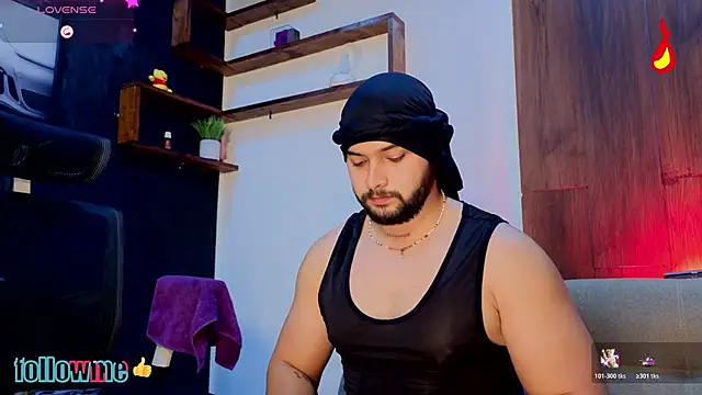 Snapshot of Andrew_Brown chatting on 12/01/25, 04:17 Andrew Brown online show from 12/01/25, 04:17