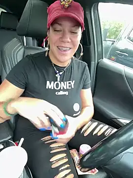 Bigbuttbrooklynn online show from 11/04/25, 05:34